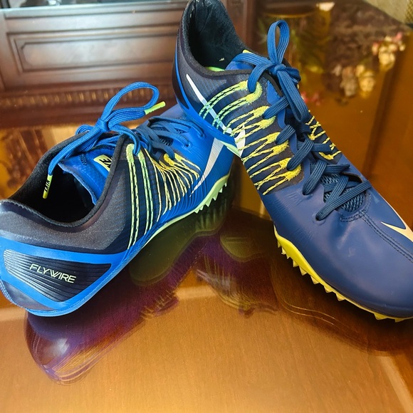 Nike Flywire Racing Sprint Spikes Sneakers - Picture 2 of 12